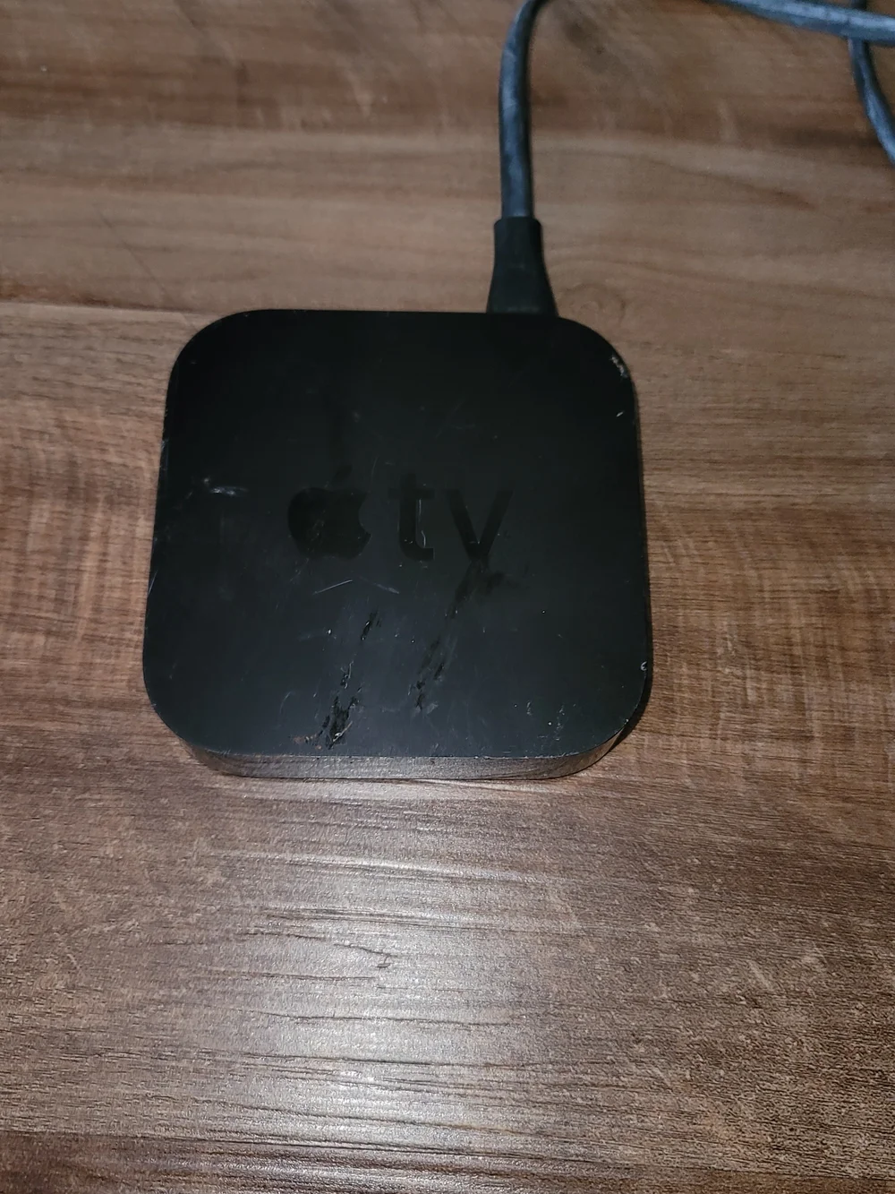 Apple TV (2nd Generation) A1378 Media Streamer + Cable